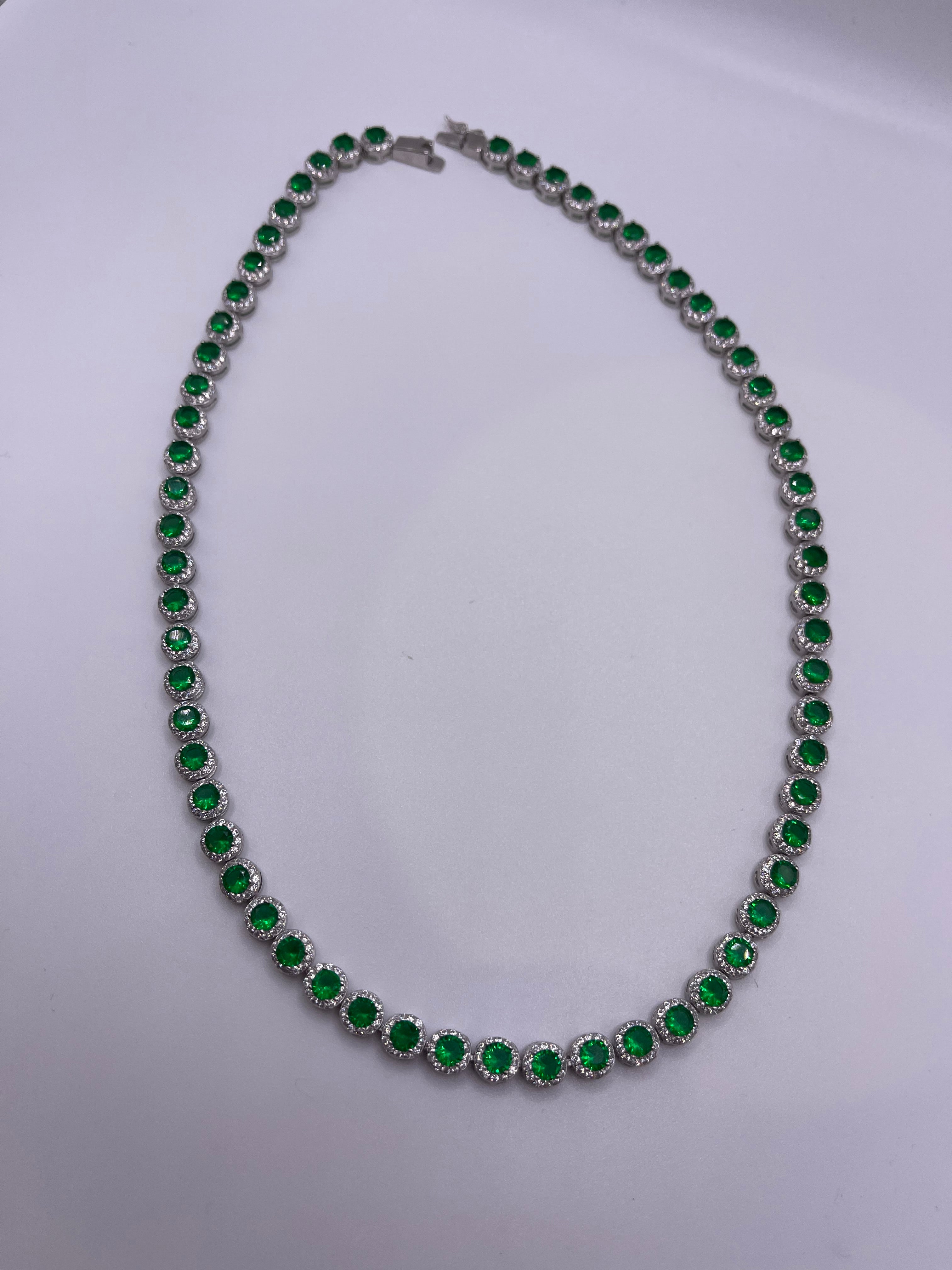 COLLANA IN ARGENTO E ZIRCONI