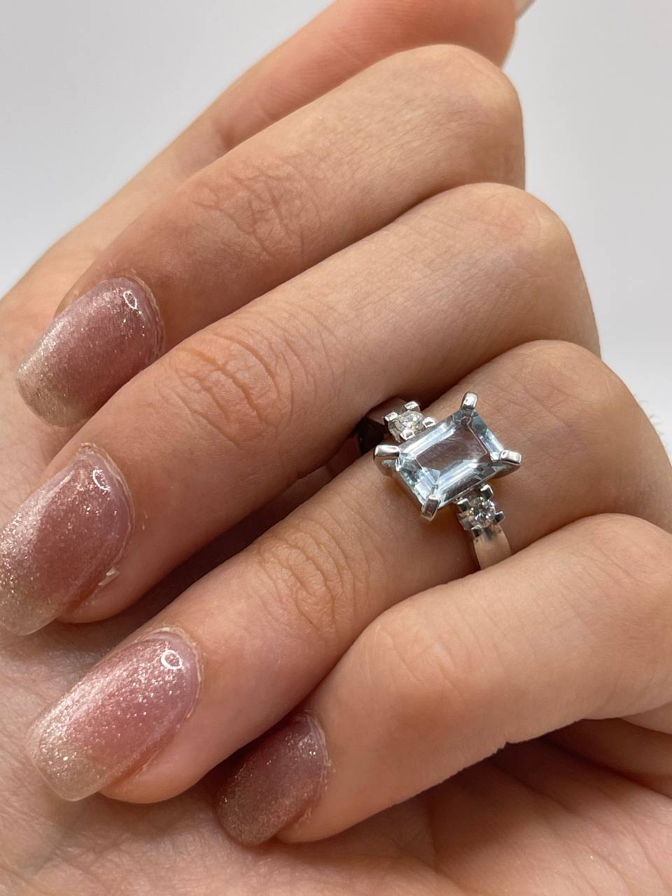 ANELLO IN ORO E ACQUAMARINA