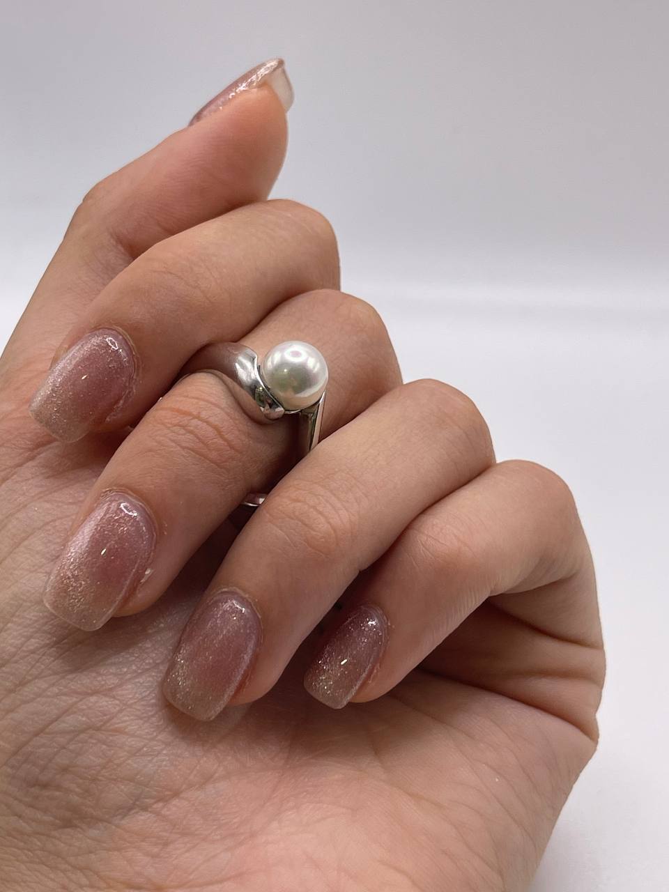 ANELLO IN ORO BIANCO E PERLA GIAPPONESE