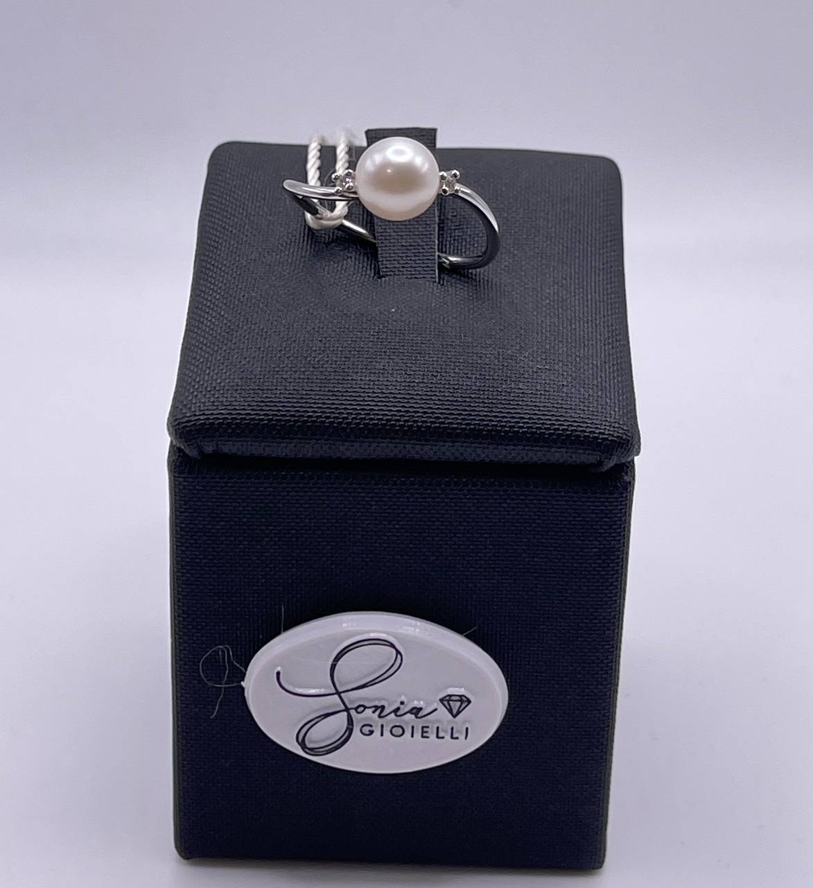 ANELLO IN ORO BIANCO E PERLA