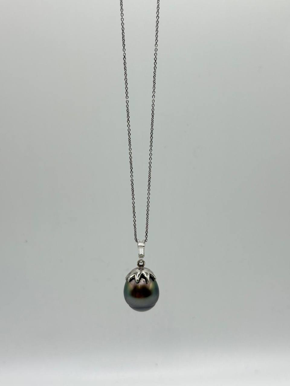 COLLANA CIONDOLO IN ORO BIANCO E PERLA TAHITI