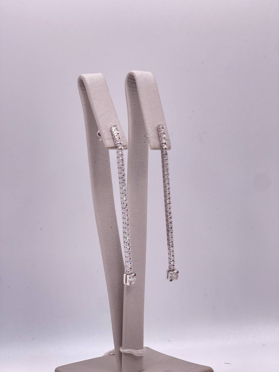 ORECCHINI PENDENTI IN ORO E DIAMANTI