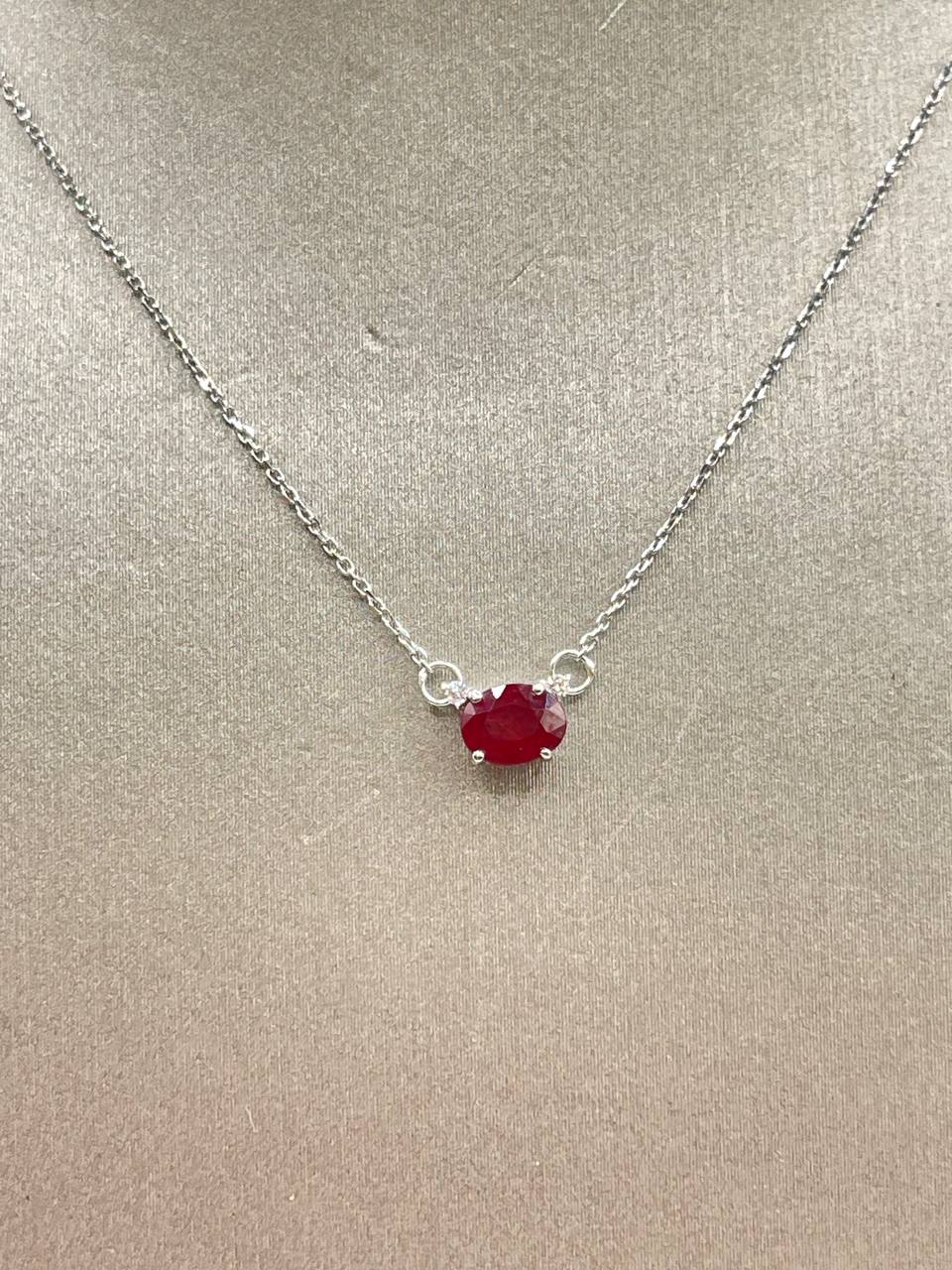 COLLANA IN ORO E RUBINO