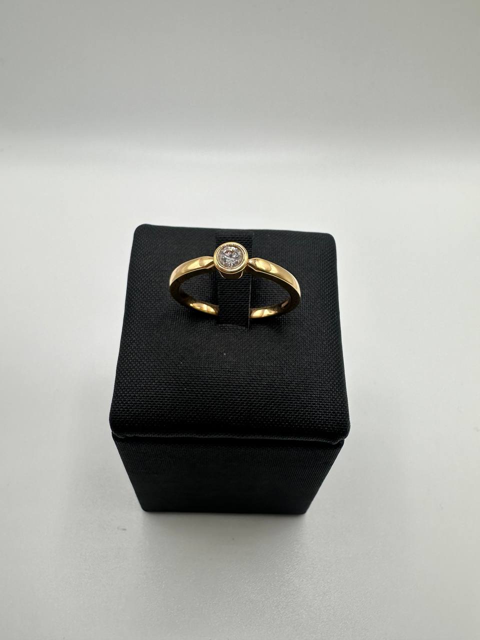 ANELLO IN ORO ROSA BRILLANTE CENTRALE