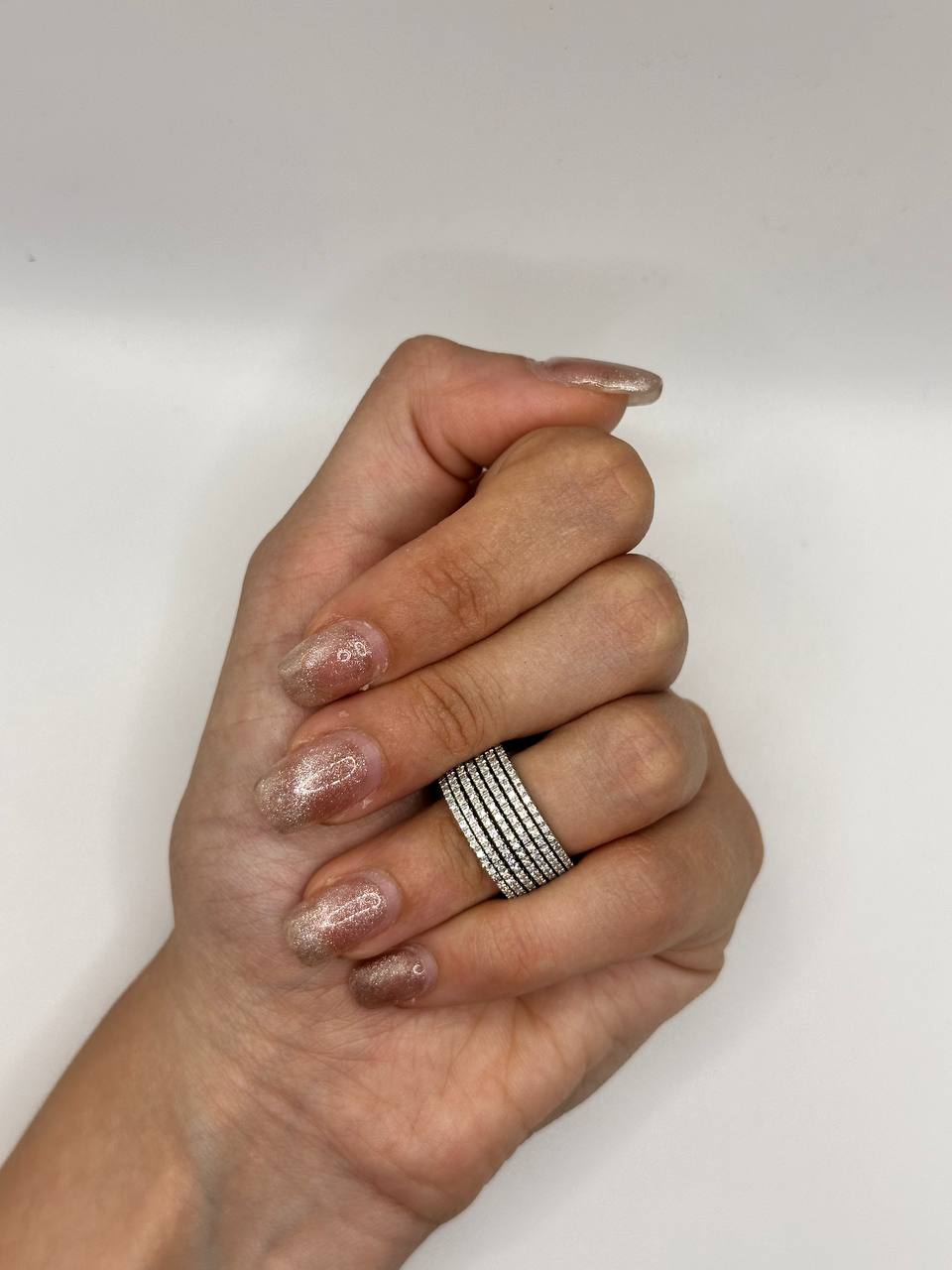 ANELLO IN ORO A FASCIA CON DIAMANTI