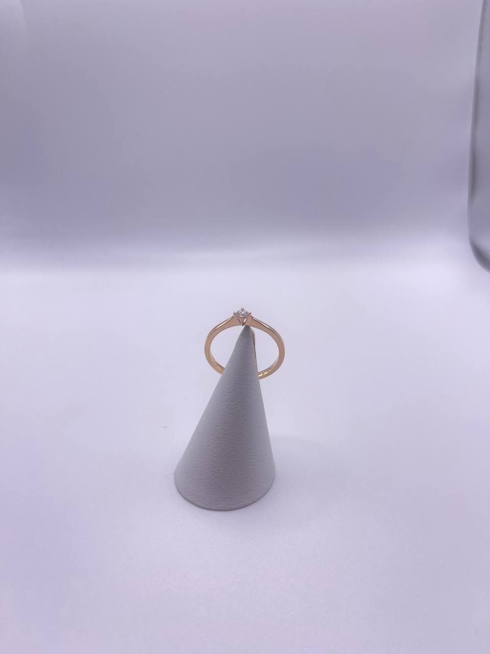 ANELLO SOLITARIO IN ORO ROSA E DIAMANTE